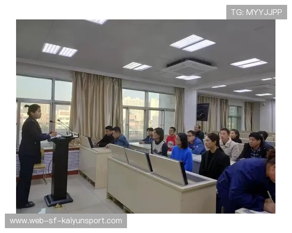 比赛日场馆内紧急广播演练观众告知与反馈渠道说明，应急广播现场会